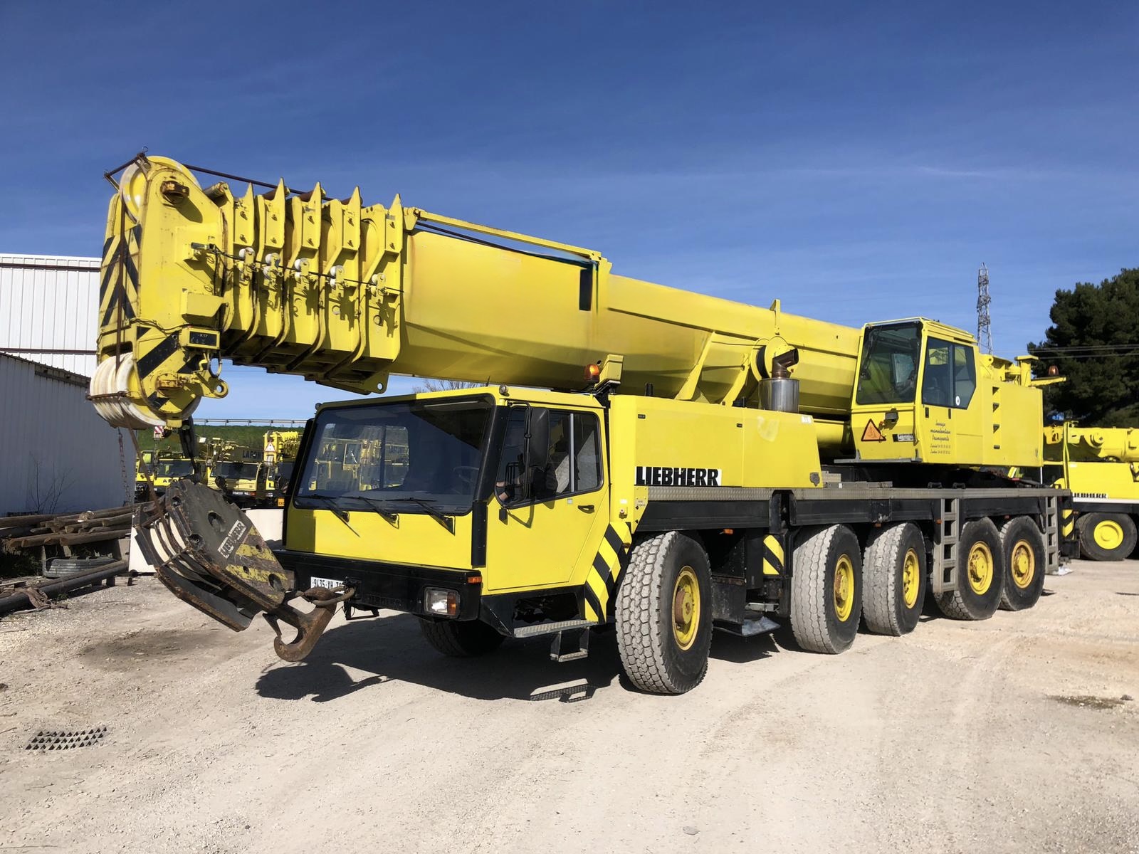 Liebherr LTM 1160 — photo 1 of 7